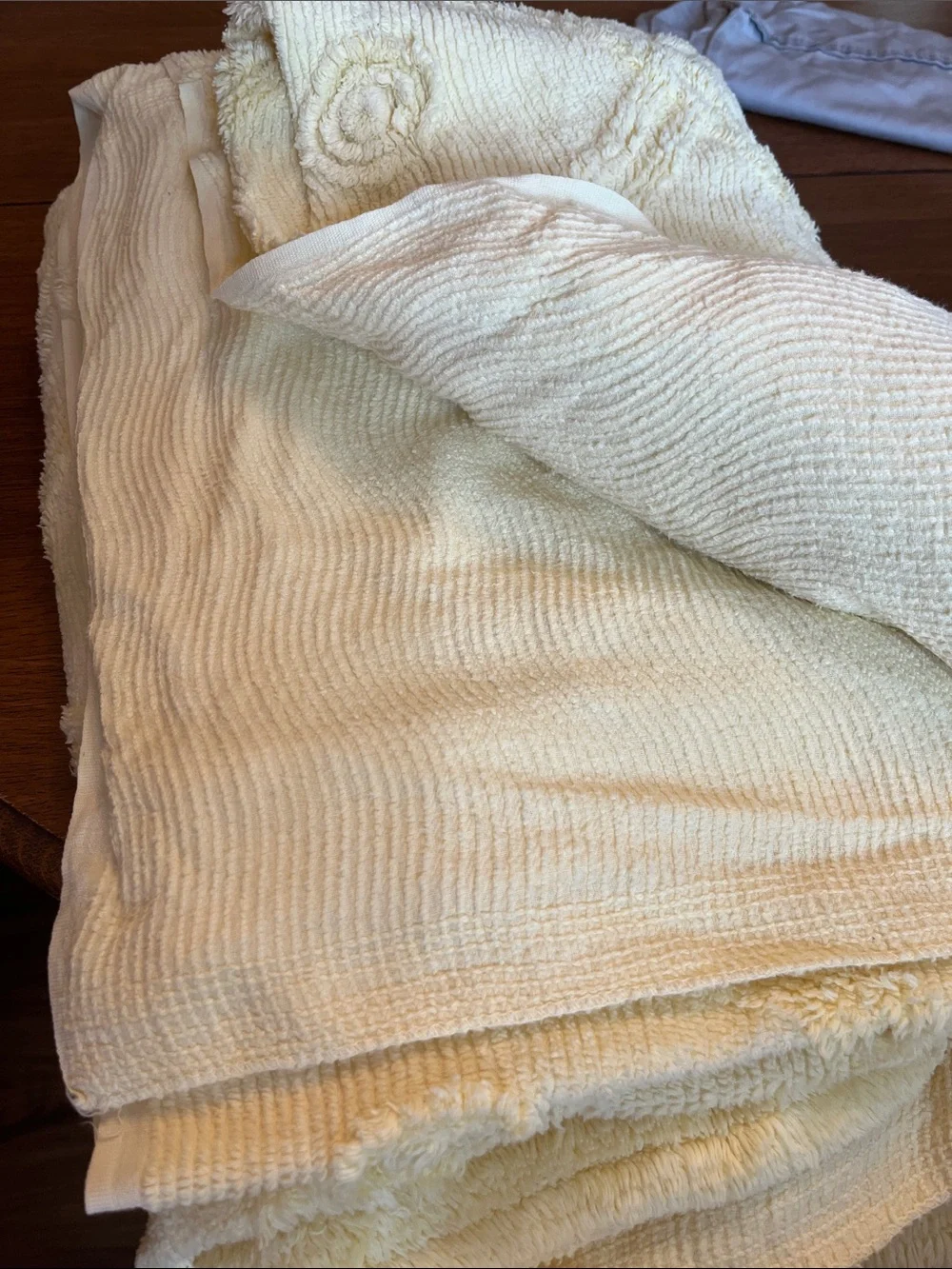 Light yellow butter Chenille Decorative Throw with Raised Rosette Pattern